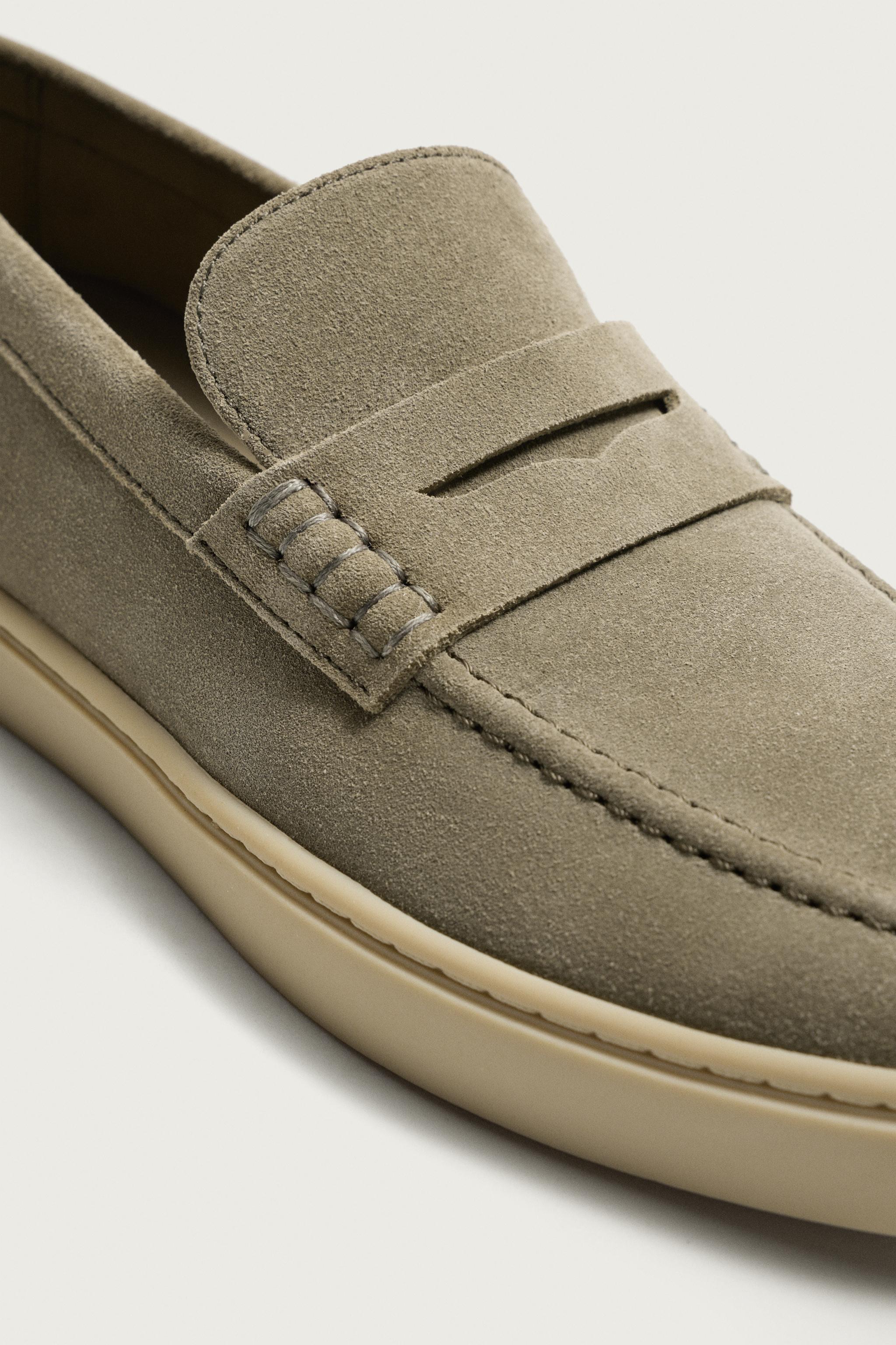 CASUAL LEATHER LOAFERS